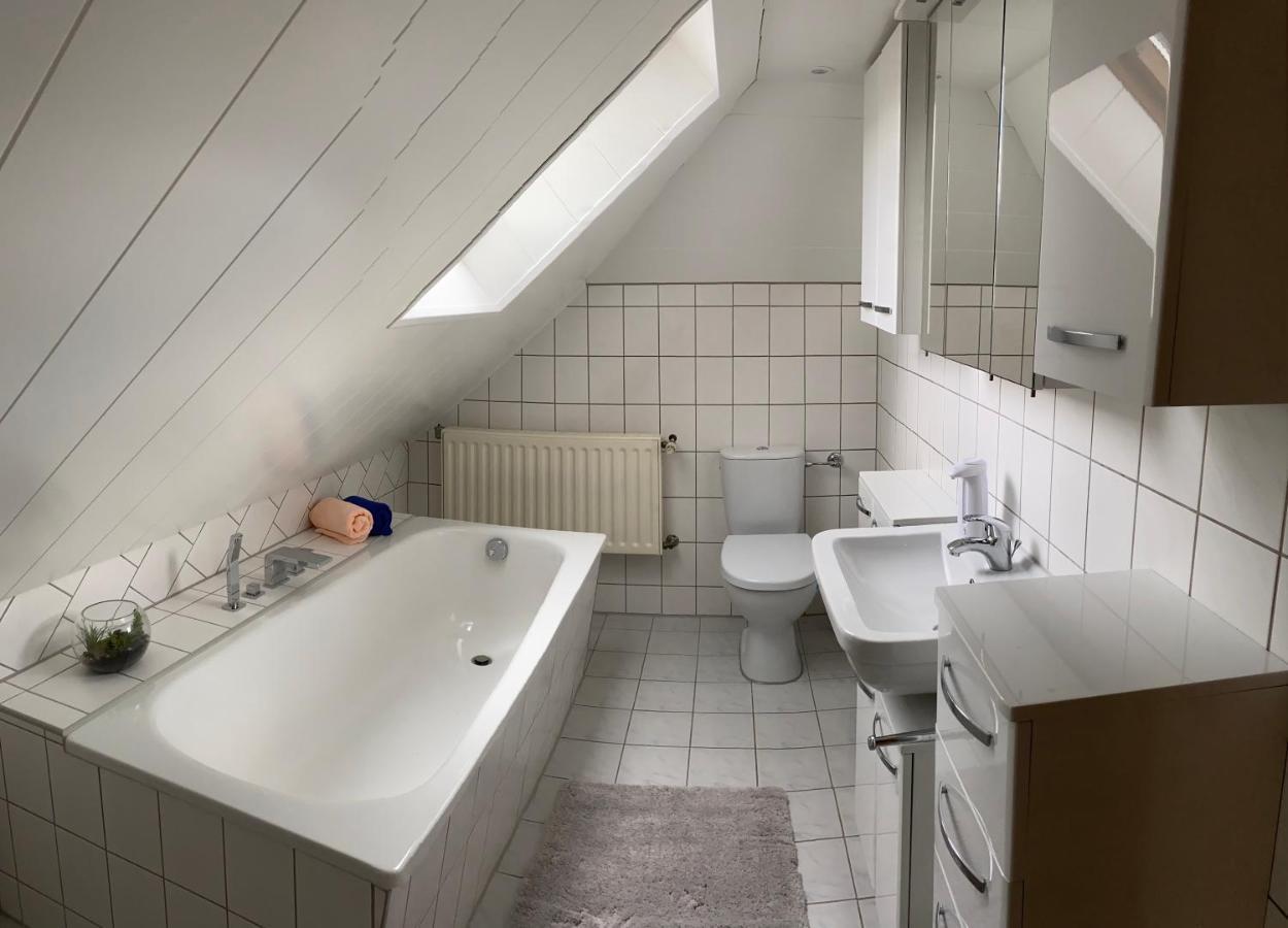 האלבה Ferienwohnung Zum Schloss מראה חיצוני תמונה