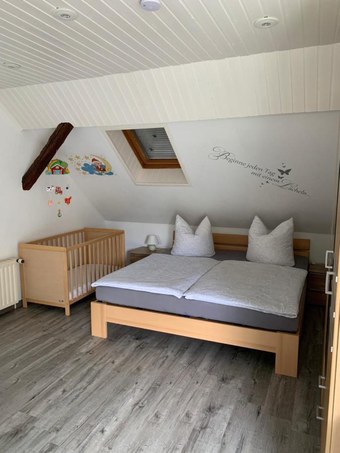 האלבה Ferienwohnung Zum Schloss מראה חיצוני תמונה