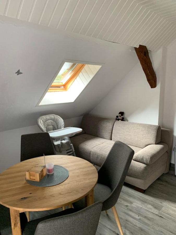 האלבה Ferienwohnung Zum Schloss מראה חיצוני תמונה